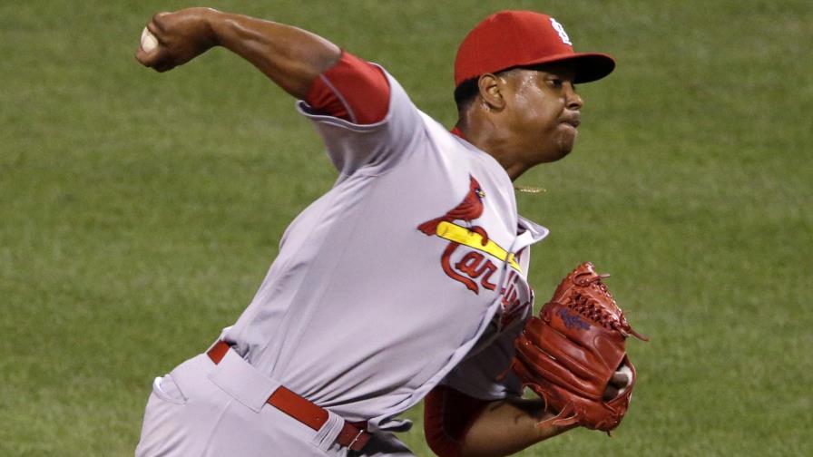 Alex Reyes dispara las alarmas en San Luis con dolor en codo 