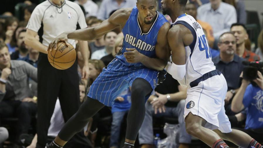 Ibaka, cedido en canje a los Raptors 