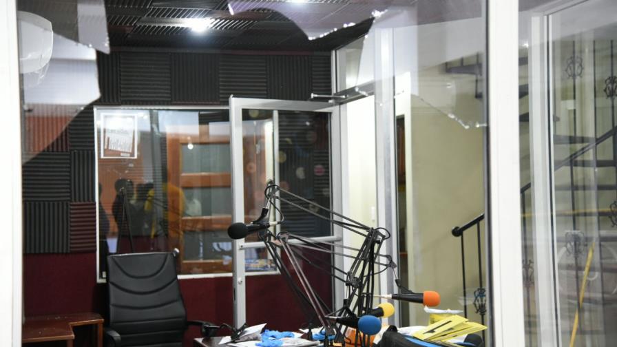 Realizan ocho allanamientos en San Pedro de Macorís en busca del matador de los locutores Realizan ocho allanamientos en San Pedro de Macorís en busca del matador de los locutores