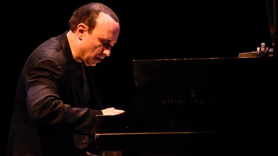 El magistral viaje de Michel Camilo a “Solo Piano”