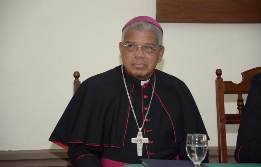 Arzobispo de Santo Domingo dice que el país vive tiempos de oscuridad