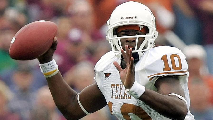 Vince Young desea regresar a la NFL 