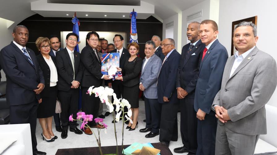 Delegación de legisladores de Taiwán visita presidenta de la Cámara de Diputados