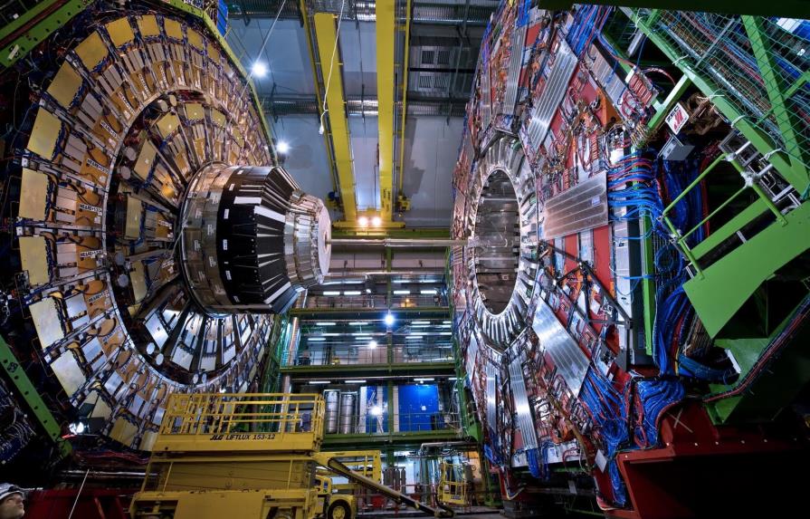 Buscan alternativas al acelerador de partículas que identificó bosón de Higgs