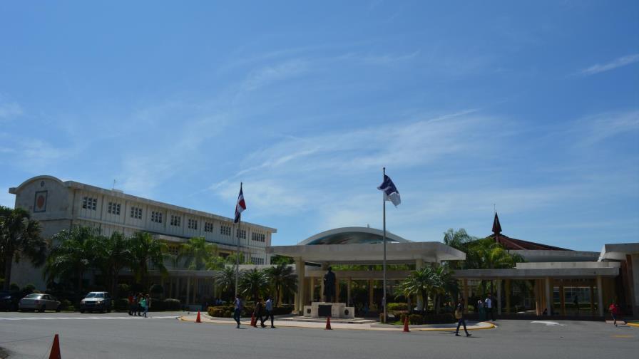 El rector UASD gestiona la normalización de las labores académicas El rector UASD gestiona la normalización de las labores académicas