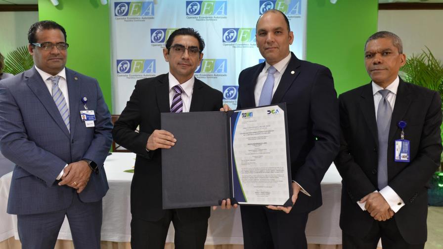 Aduanas EE.UU. y Dominicana implementarán programa para beneficiar sector exportador del país