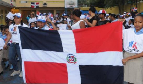 Club Mauricio Báez celebraron el 173 aniversario de la Independencia Nacional 