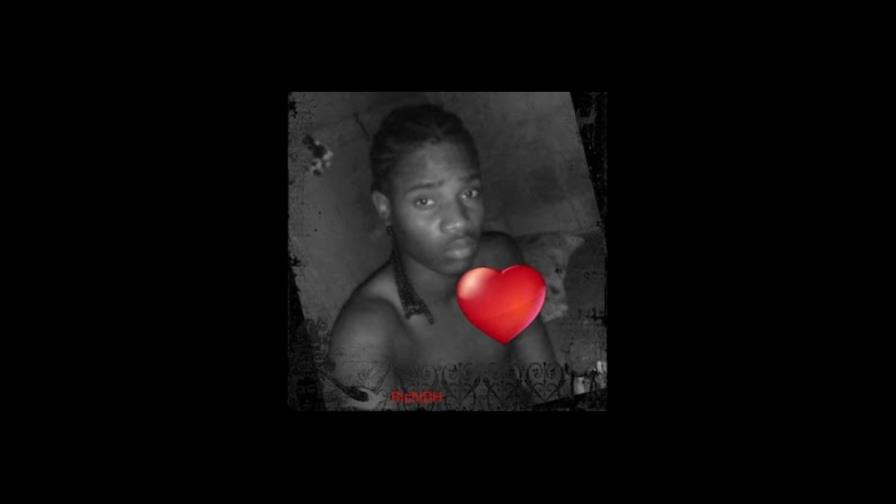 Agente policial mata a hombre que supuestamente trató de quitarle su arma