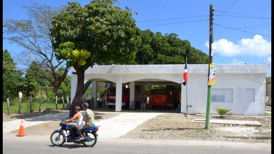 Teniente de los bomberos se ahorca mientras estaba detenido en destacamento de la Policía