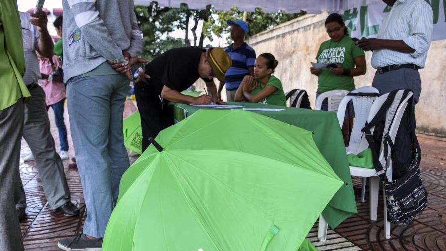 El miércoles entregarán a Medina las firmas “Libro Verde”