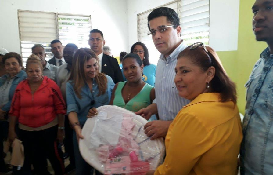 Alcalde del Distrito Nacional encabeza jornada social en Gualey