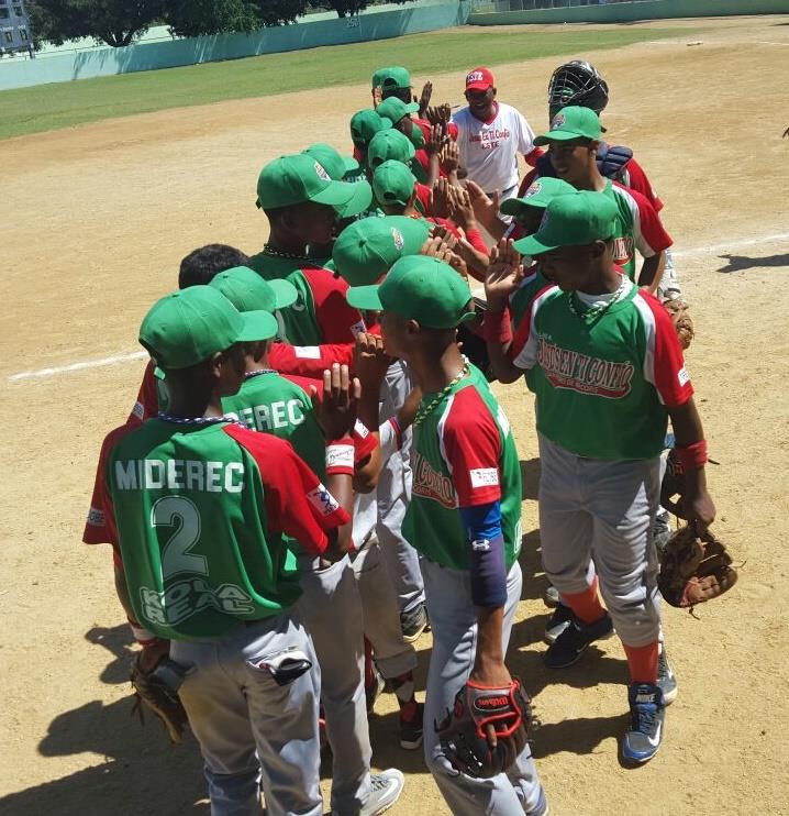 Distrito Nacional y San Pedro van a final de béisbol Pequeñas Ligas
