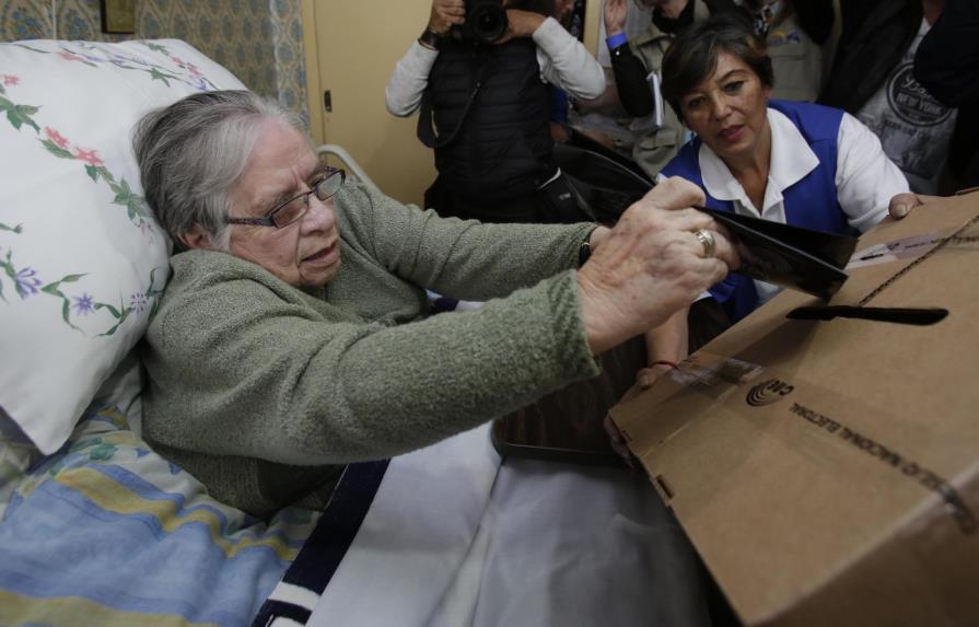 Ecuador elige hoy nuevo presidente 