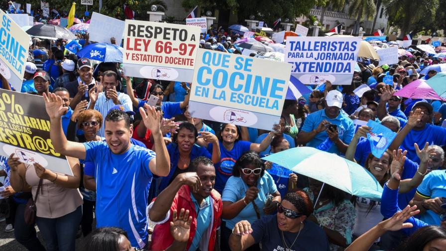 Lucha de la Asociación Dominicana de Profesores será por 15%; rechaza 5%