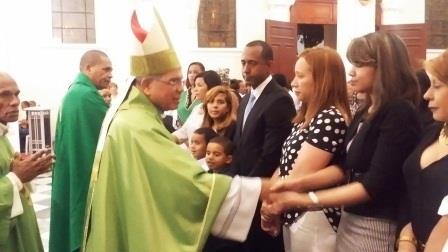Arzobispo Francisco Ozoria lamenta asesinatos de locutores