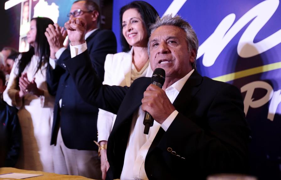 Oficialista Moreno se acerca a la victoria en primera vuelta en Ecuador