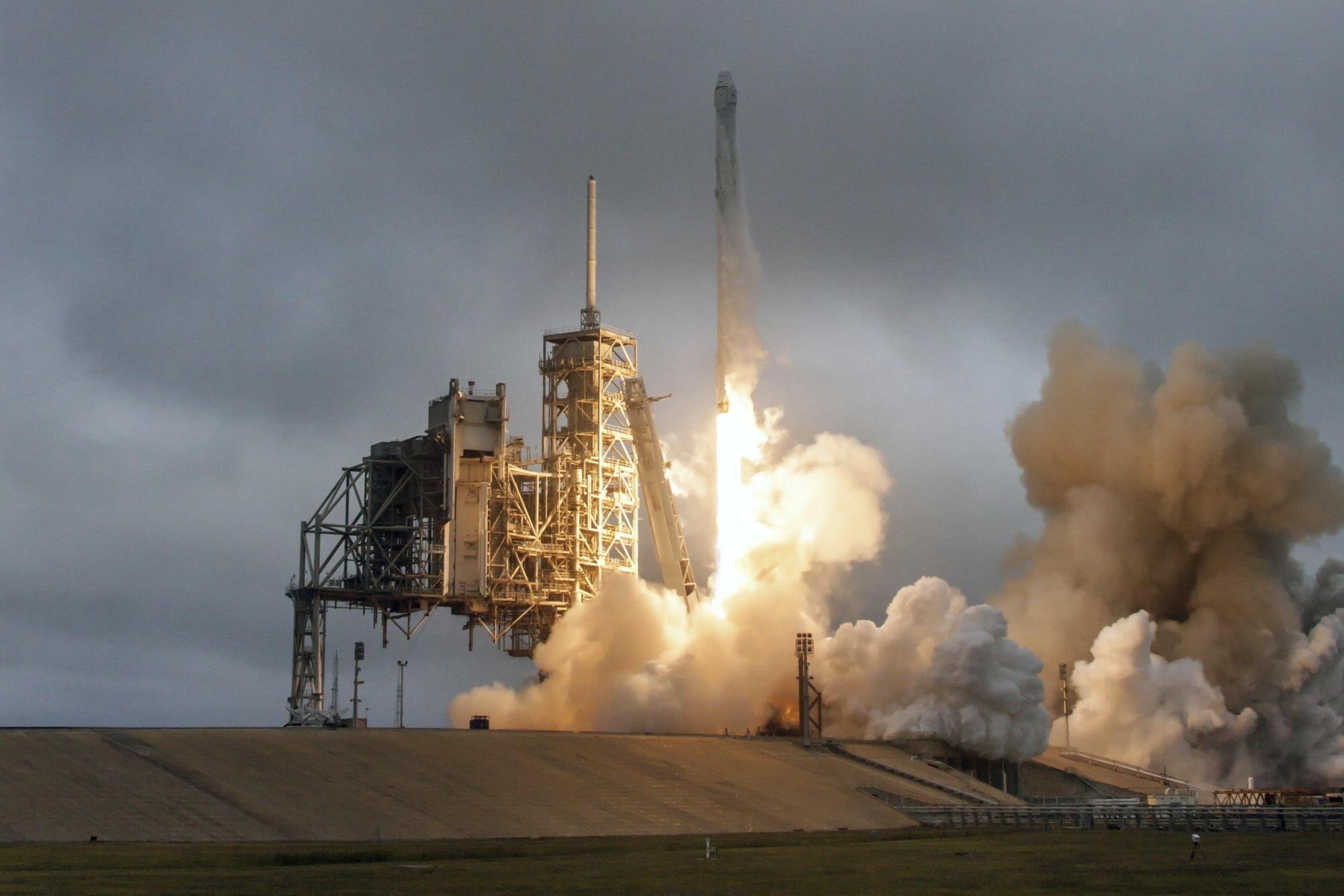 Despegue cohete de Space X Falcon 9