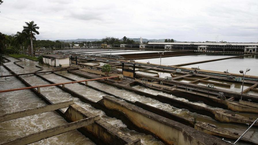 En crisis económica, Río de Janeiro aprueba privatizar el agua