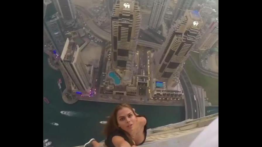 VIDEO: Escalofriante sesión fotográfica de una modelo rusa genera rechazo VIDEO: Escalofriante sesión fotográfica de una modelo rusa genera rechazo