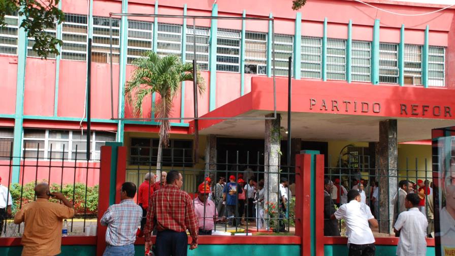 Dirigentes del PRSC impugnan estatutos de ese partido