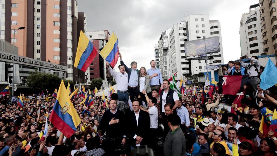  Expectación y tensión ante el desenlace electoral en Ecuador