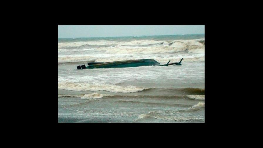 Familiares de náufragos se quejan de “pobre” cooperación de la Armada