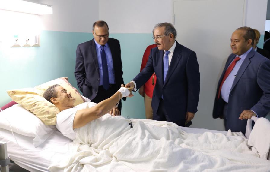 Presidente Medina visita de sorpresa el Hospital Nuestra Señora de la Altagracia