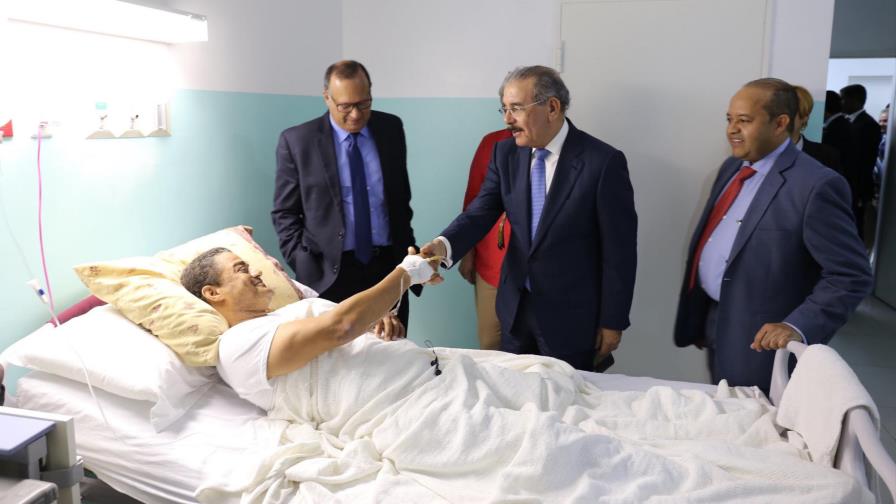 Presidente Medina visita de sorpresa el Hospital Nuestra Señora de la Altagracia Presidente Medina visita de sorpresa el Hospital Nuestra Señora de la Altagracia