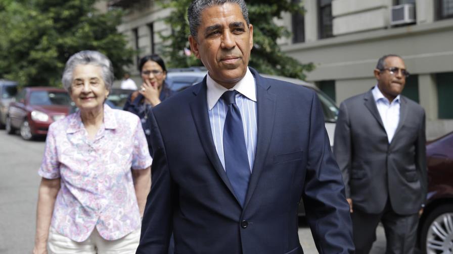Adriano Espaillat someterá proyectos federales para supervisar redadas contra los inmigrantes