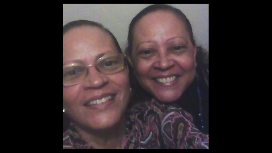 Mellizas reportadas desaparecidas se reencuentran con sus familiares