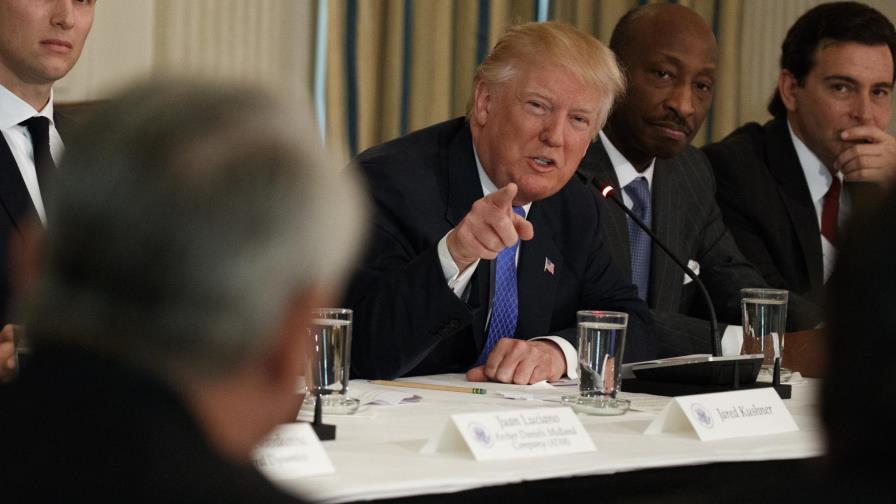 Fabricantes a Trump: Hay empleos pero no habilidades 