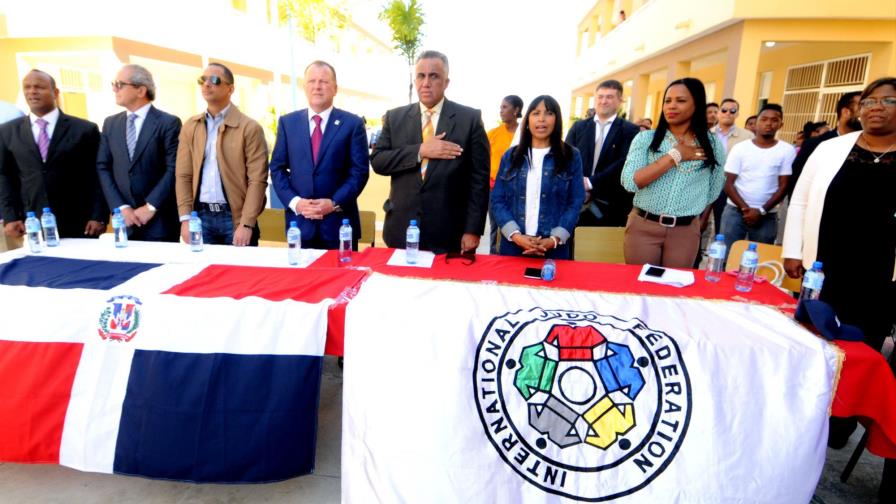 El Inefi y Fedojudo inician proyecto en liceo Ángeles Vall de la Nueva Barquita