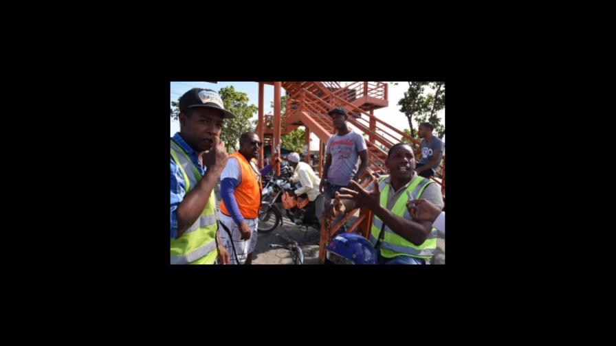 Motoconchistas se rebelan contra Uber y anuncian marcha para la próxima semana Motoconchistas se rebelan contra Uber y anuncian marcha para la próxima semana