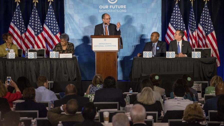 No todos los progresistas respaldan al nuevo líder demócrata No todos los progresistas respaldan al nuevo líder demócrata