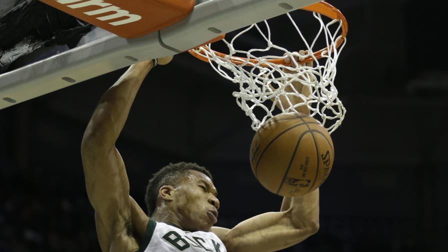 Antetokounmpo lidera triunfo de los Bucks con 28 puntos ante los Soles
