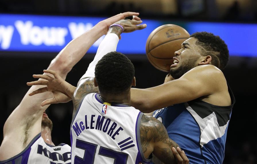 Karl-Anthony Towns guía a Wolves en triunfo ante Kings 