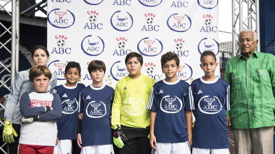 Inauguran con éxito la Copa ABC de Fútbol Inauguran con éxito la Copa ABC de Fútbol