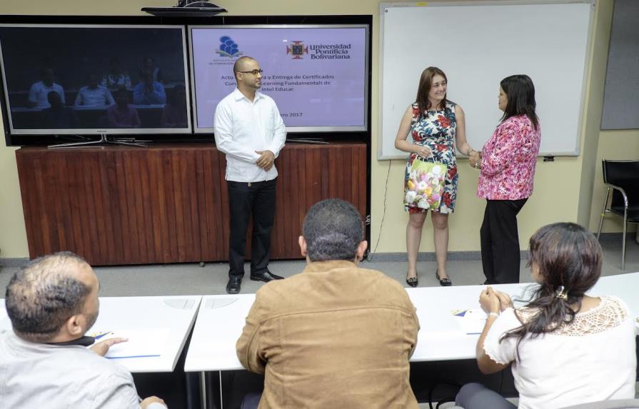 Universidad Pontificia Bolivariana capacita docentes del Isfodosu en tecnología educativa