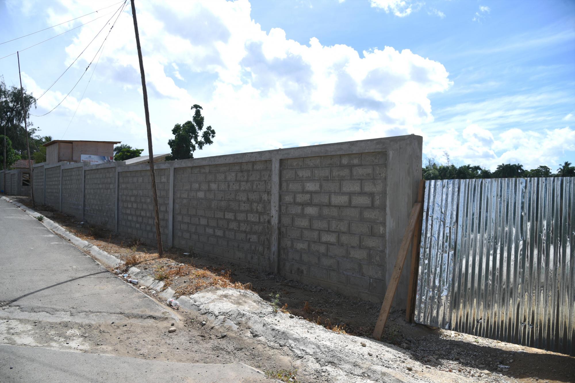 Una de las paredes de la edificación. 