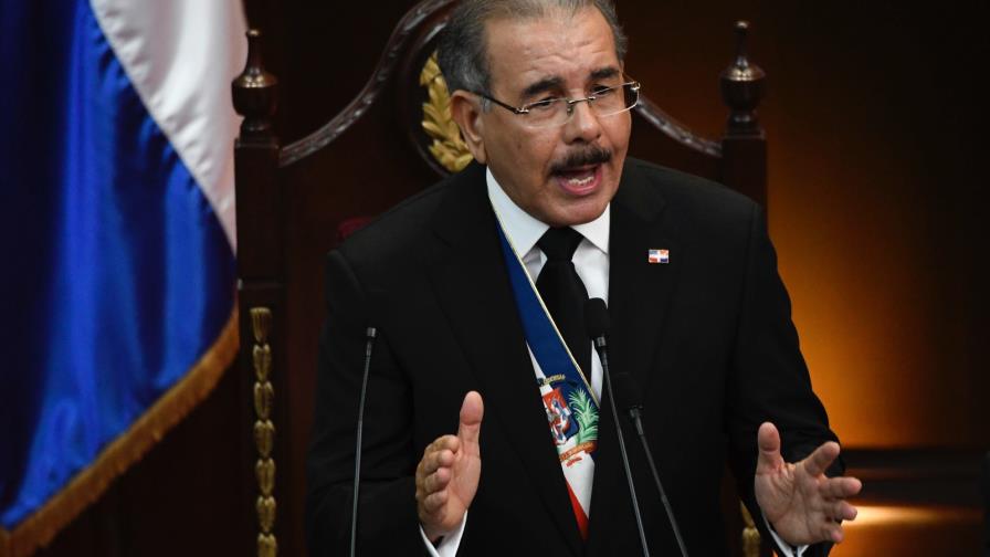 Danilo Medina acogió recomendaciones del informe del CEA; entregará documento al Ministerio Público