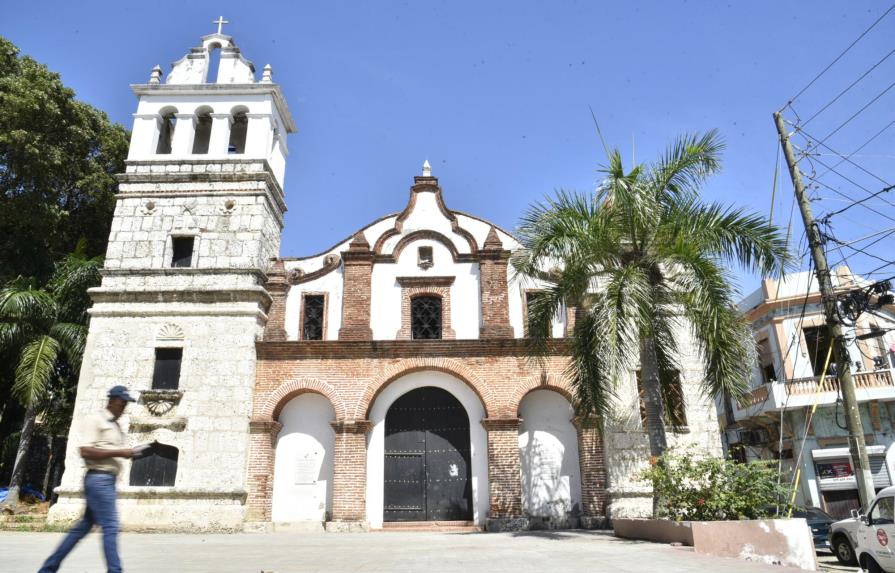 Iglesia Santa Bárbara en la Ciudad Colonial aún espera por rehabilitación