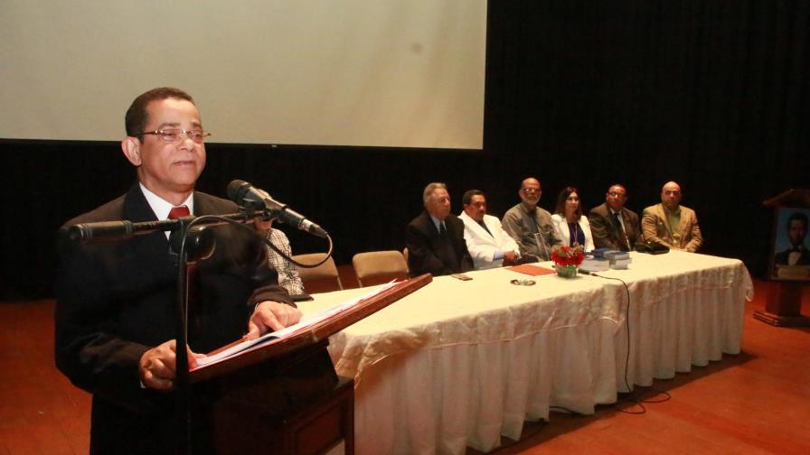 Oficina Senatorial de Espaillat organiza conferencia sobre “La Constitución de Moca”