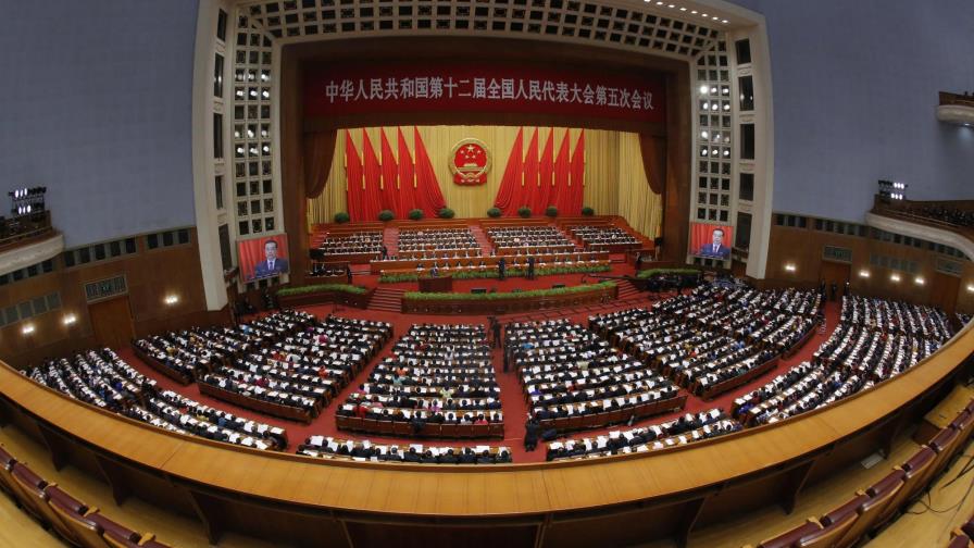 China modera su objetivo de crecimiento al 6.5%