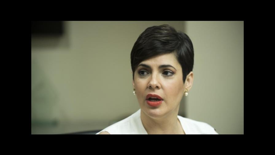 VIDEO: Martínez anuncia ordenará suspensión contrato ProCompetencia con empresa vinculada a su pareja 