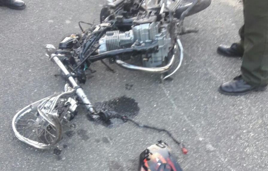 Muere joven en competencia de motocicletas en carretera del este 