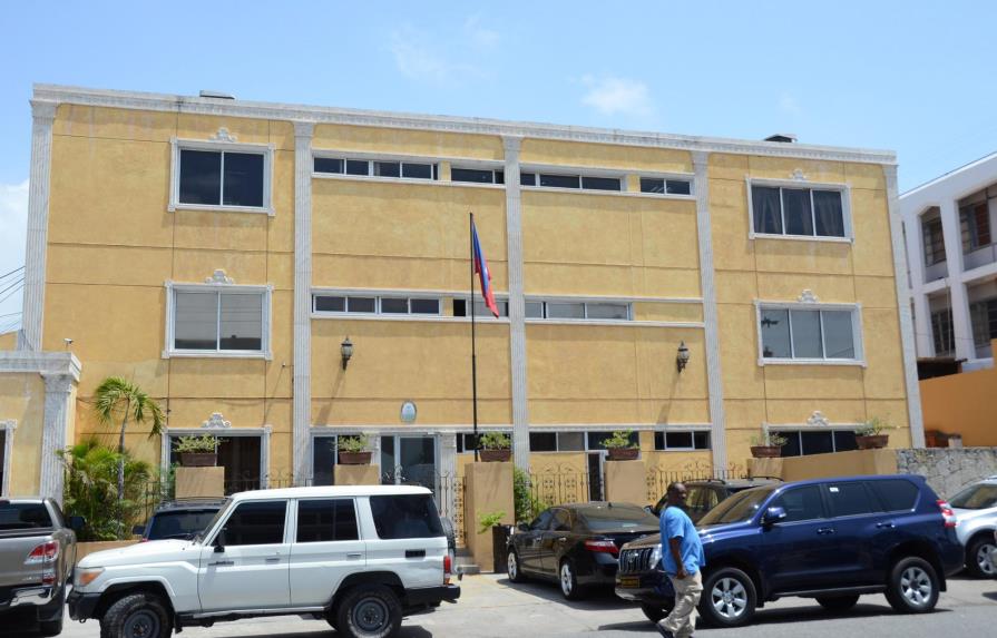 Embajada de Haití abrirá libro de condolencias por muerte del expresidente René Préval