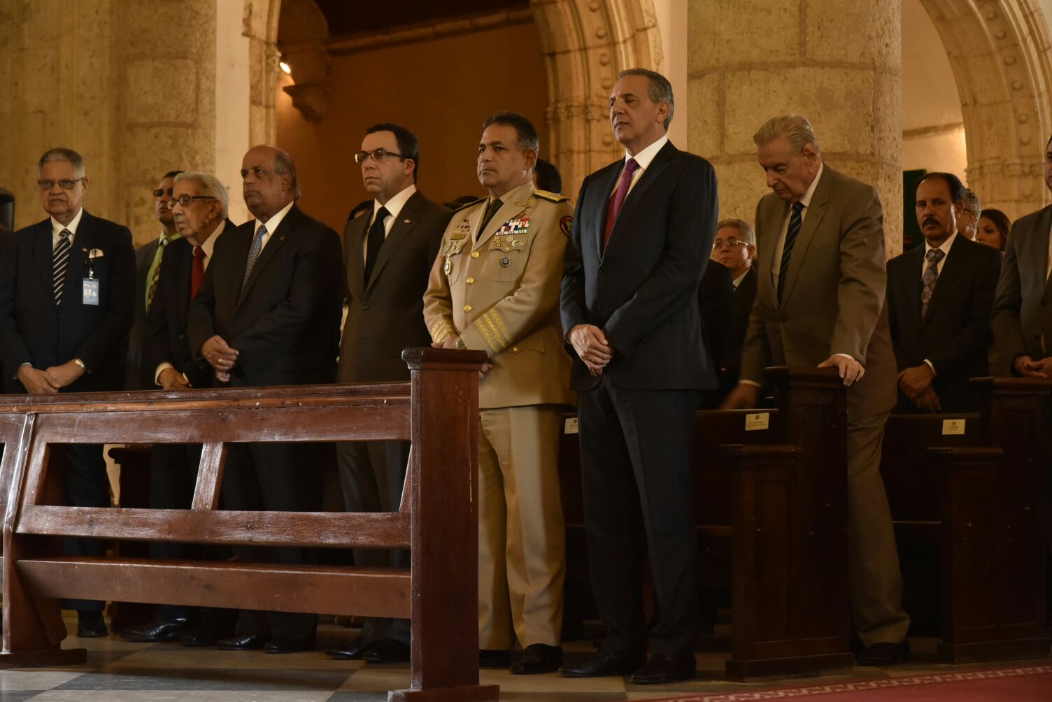 Funcionarios civiles y militares participaron del tedeum por el bicentenario del natalicio de Francisco del Rosario Sánchez.