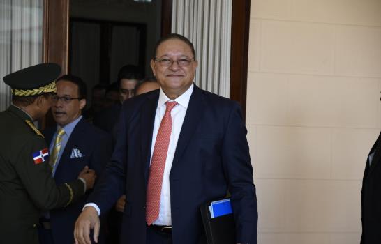 Presidente Medina pide a funcionarios cumplir con metas y la transparencia