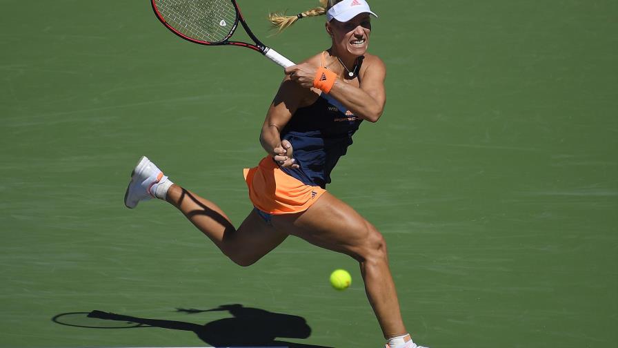 Kerber evita debacle en jornada de calor en Indian Wells 