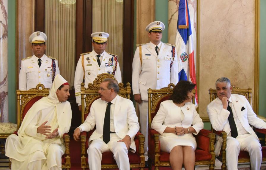 Presidente Danilo Medina recibe cartas credenciales de seis embajadores 